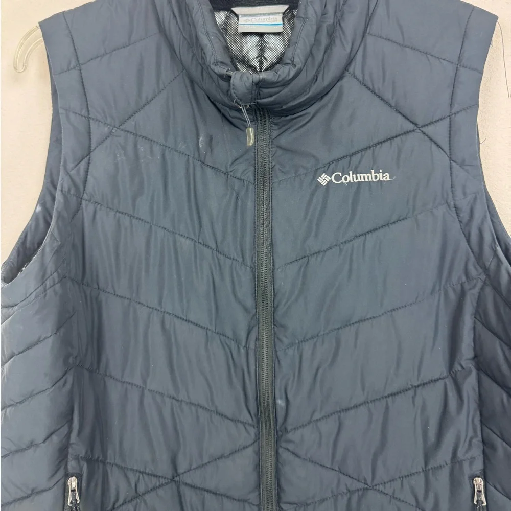 Columbia Women’s Heavenly II Quilted Vest Size XL Black